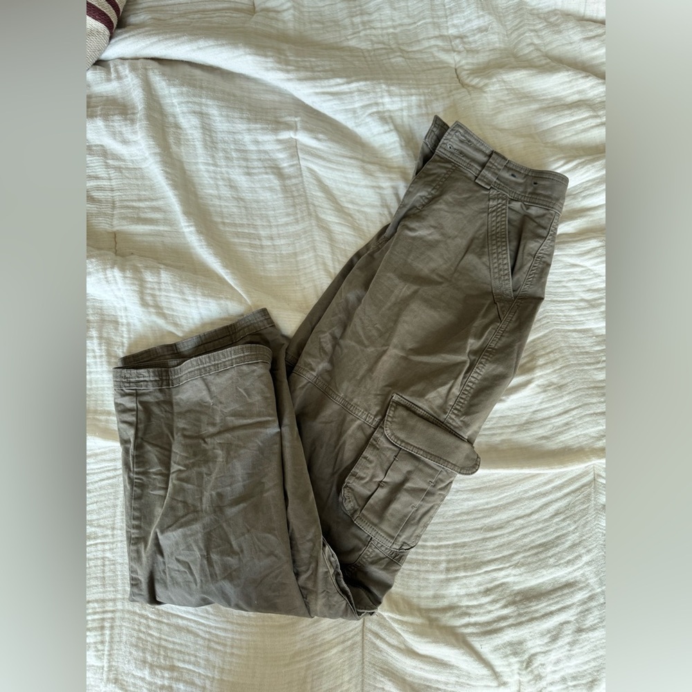 Women's Abercrombie Olive Cargo Pants